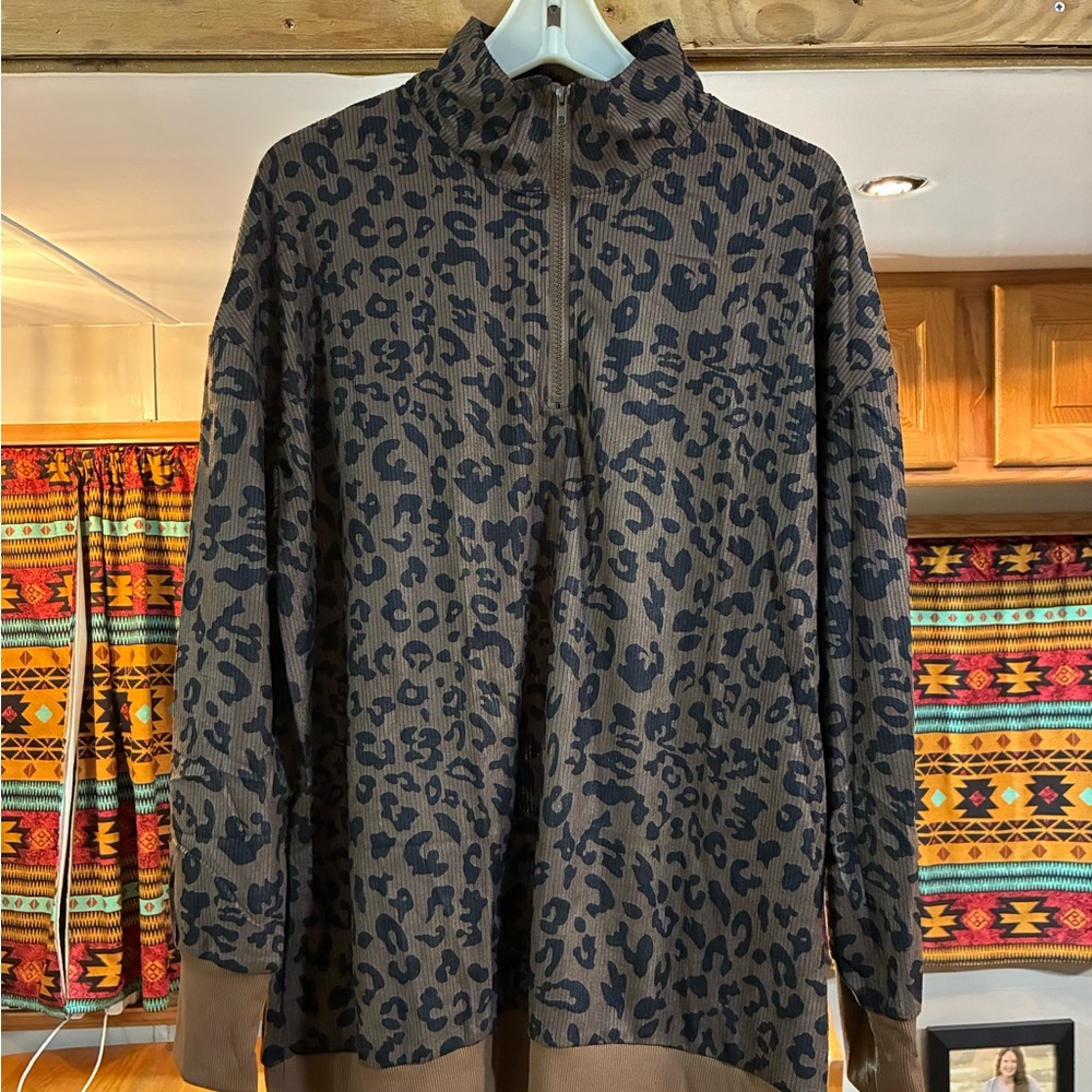 Leopard Print Pullover - image 1